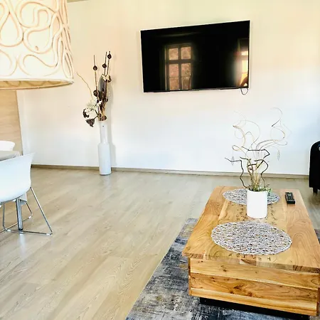 Апартаменты Sh-apartments-idylische Amenti, Wifi, Parken, Zentral *